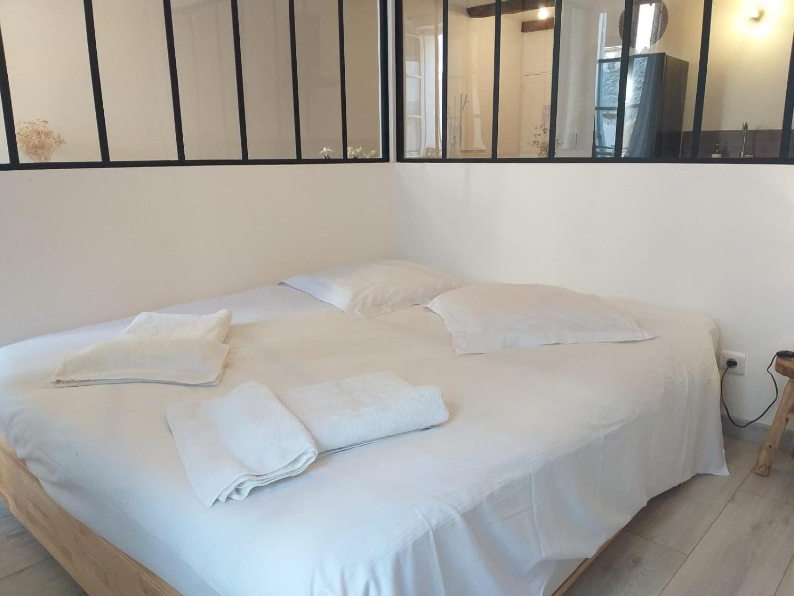 Beau Loft Au Coeur De Toulon Apartamento Exterior foto