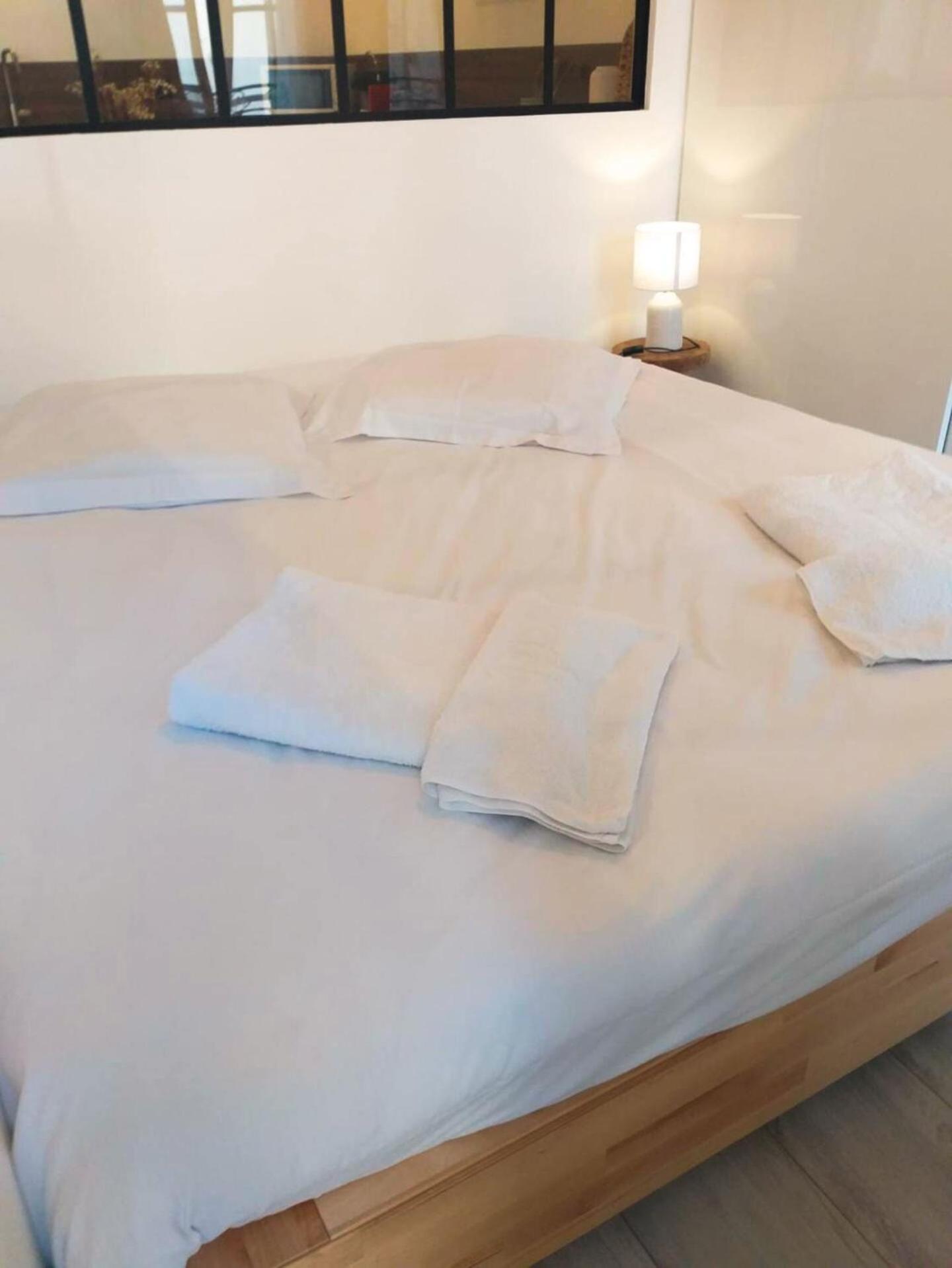Beau Loft Au Coeur De Toulon Apartamento Exterior foto